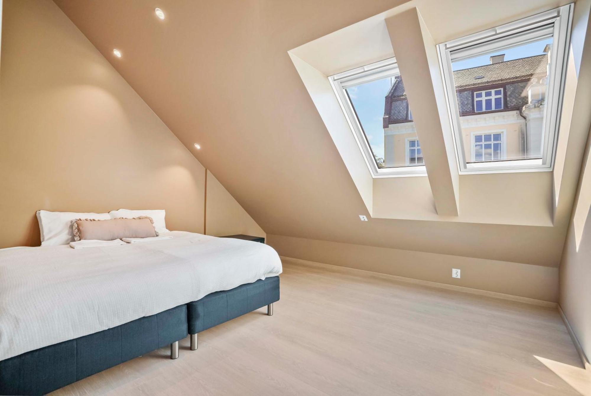 Floro Apartments Hotell Eksteriør bilde